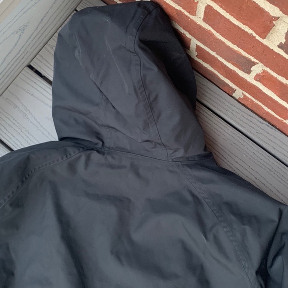 Patagonia Great Falls Insulated Parka - Picture 11 of 16